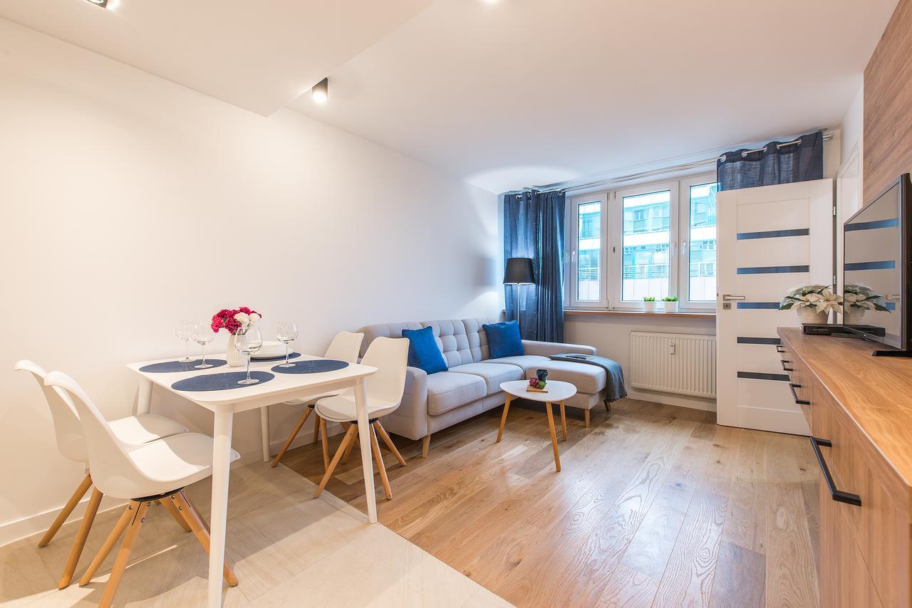 Rondo Onz Apartment Warsaw Exterior photo